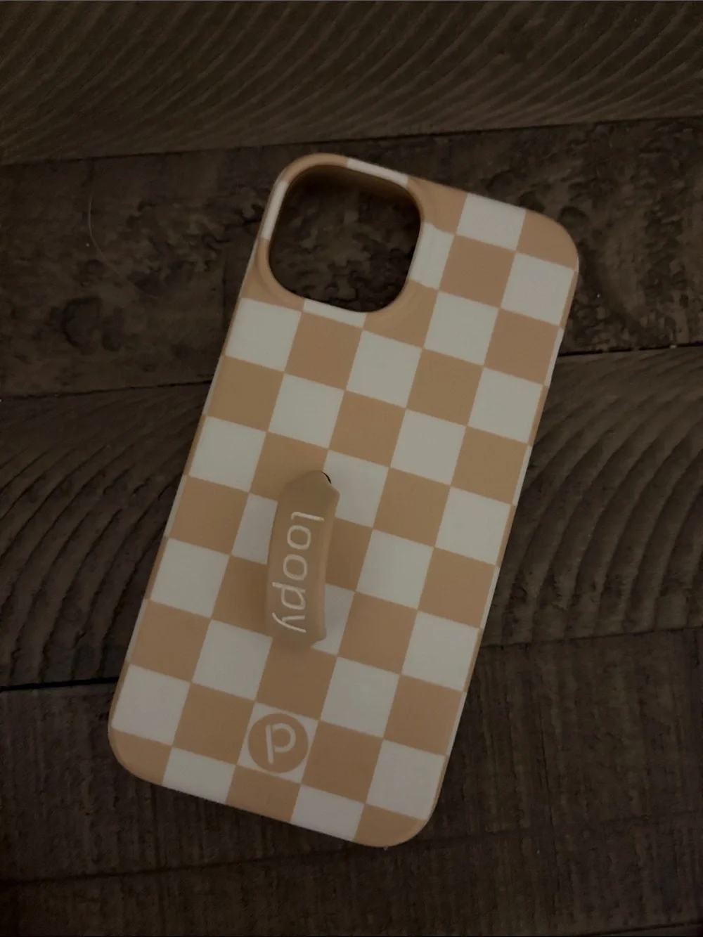 Loopy Beige & White Checkered iPhone 14 Case